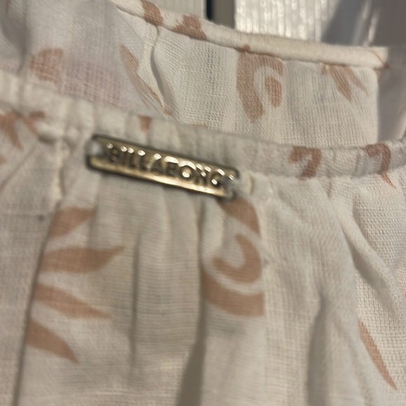 NWT Billabong white crop top with adjustable straps size XS - Picture 8 of 11